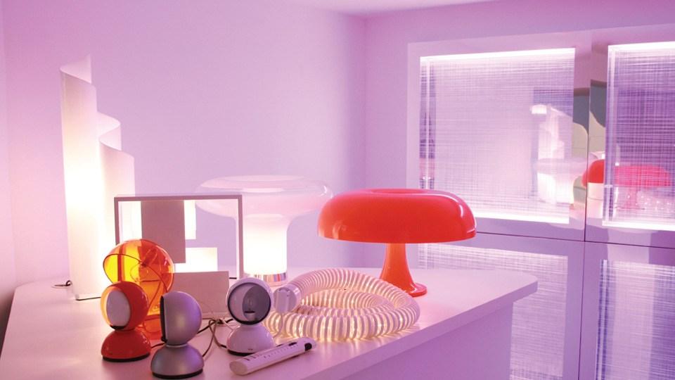 MEZZACHIMERA Halogen methacrylate table lamp