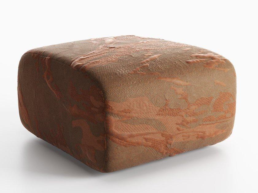 BUDDIE Fabric pouf