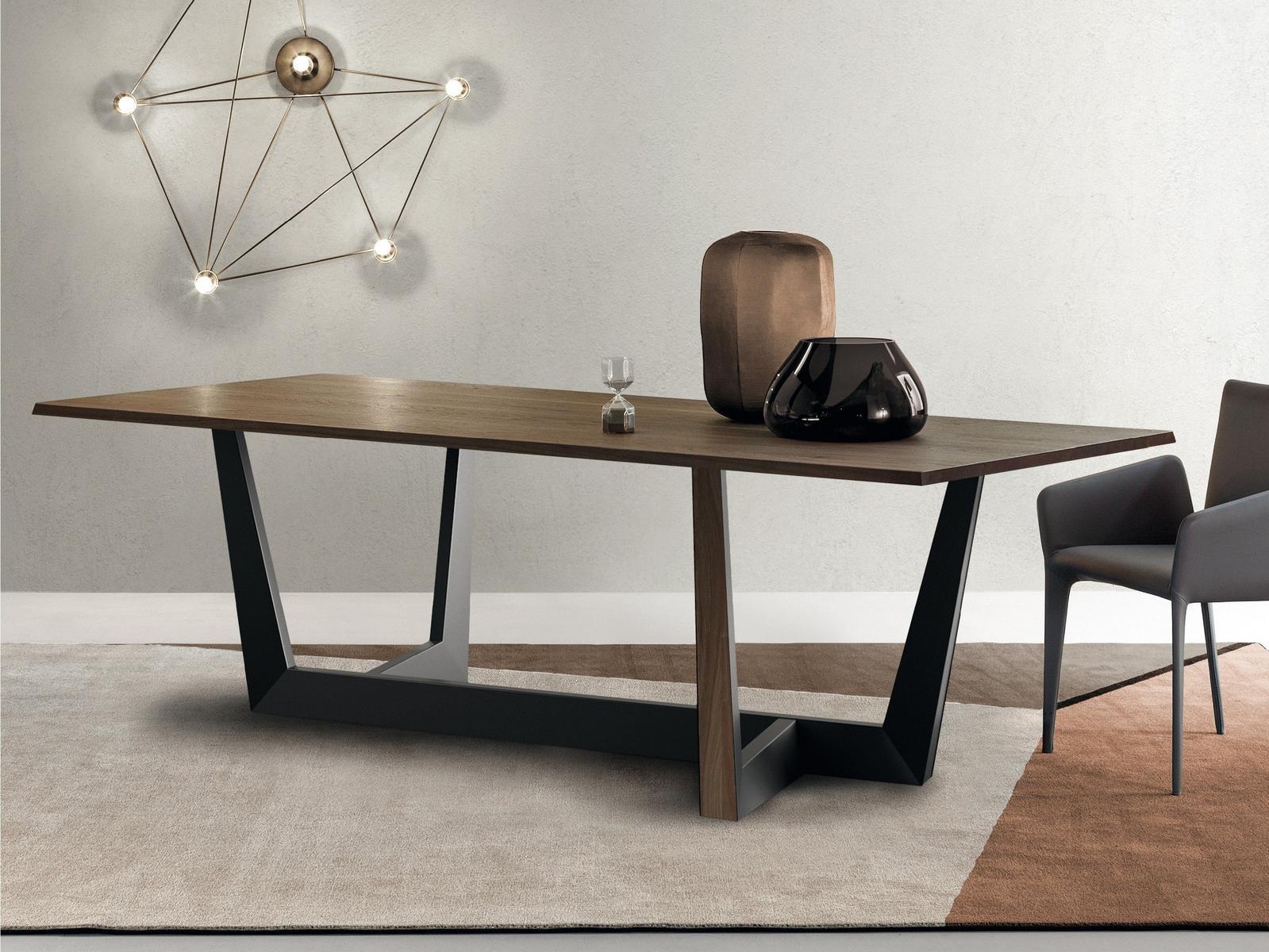ART Rectangular wooden table