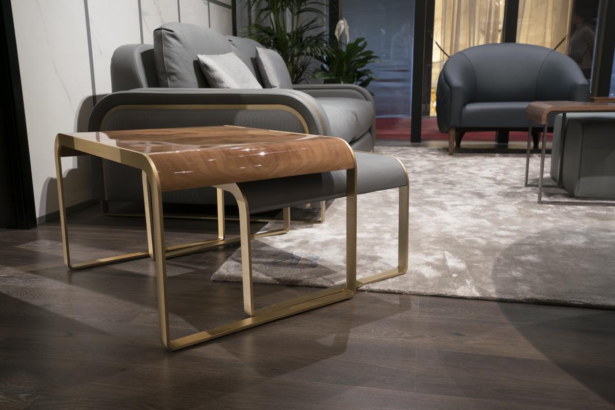 DEA Rectangular side table in walnut and gold satin metal