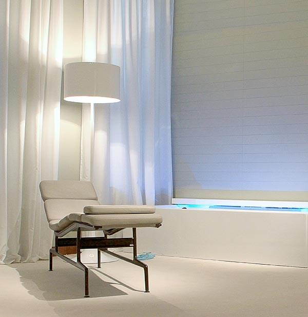 SPUN LIGHT F Die cast aluminium floor lamp