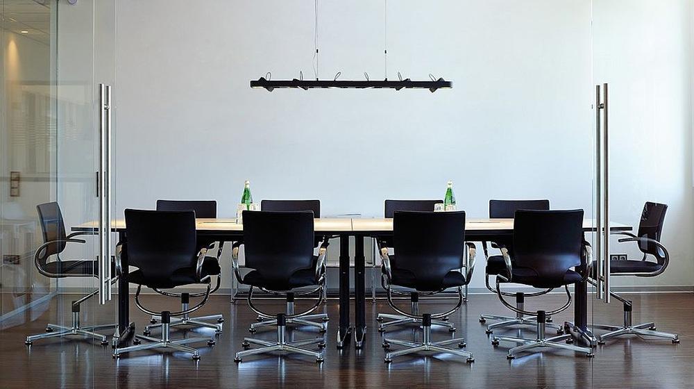 LYNAH Aluminium pendant lamp in a contemporary style