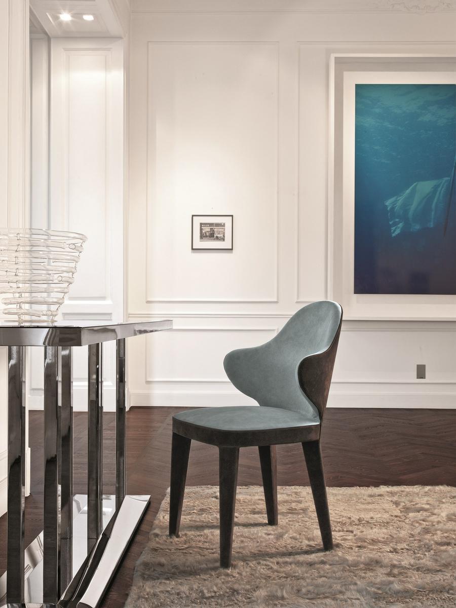MISS Velvet chair