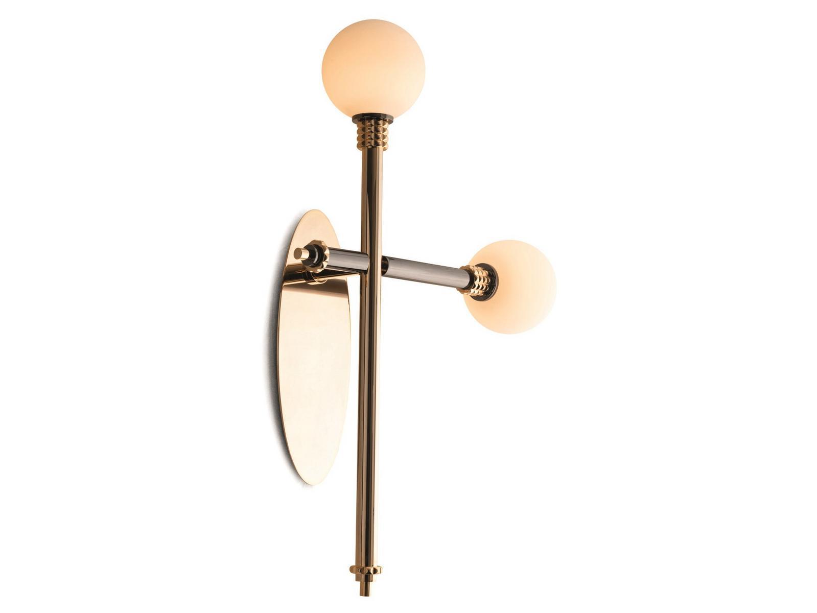 ALPHA Brass wall light with fixed arm