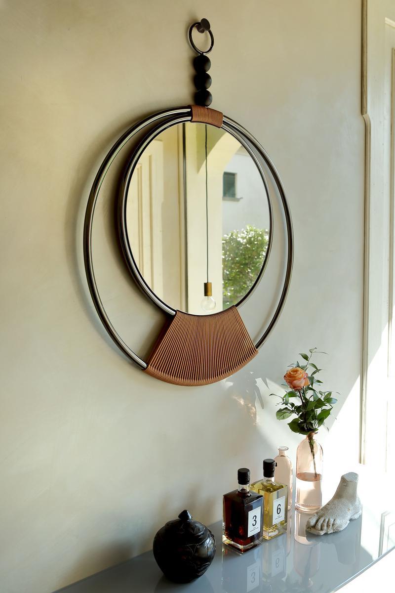 DREAMY Round wall-mounted mirror