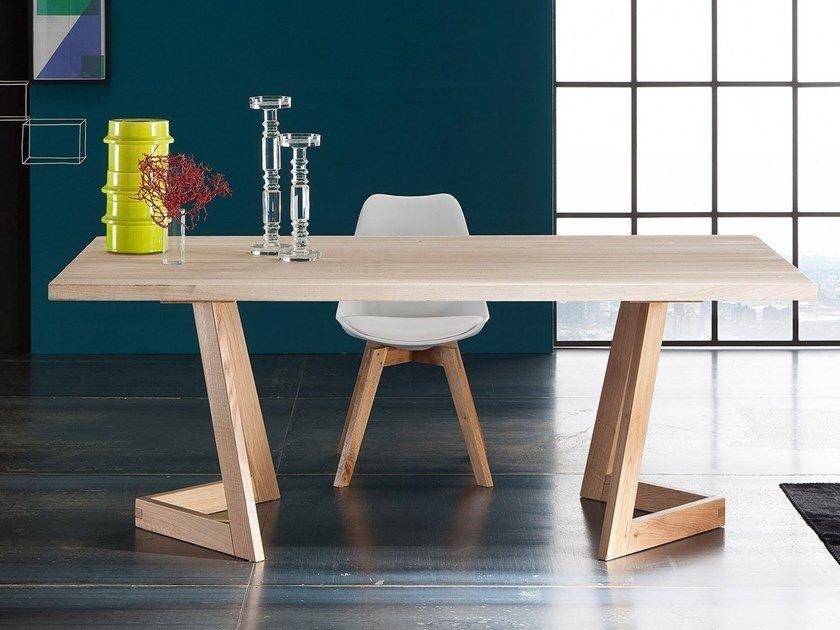 PARIGI + SEVEN Extending rectangular oak table
