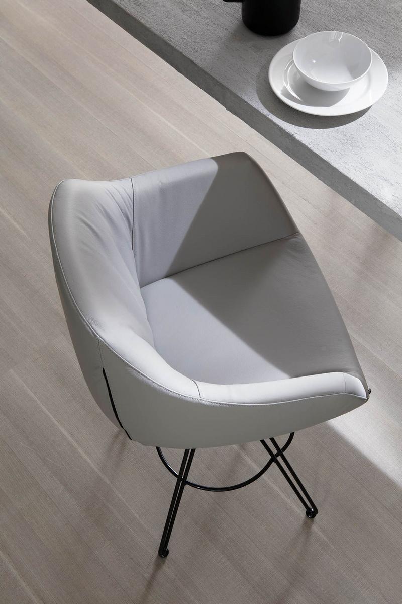 VICTOR High upholstered leather stool