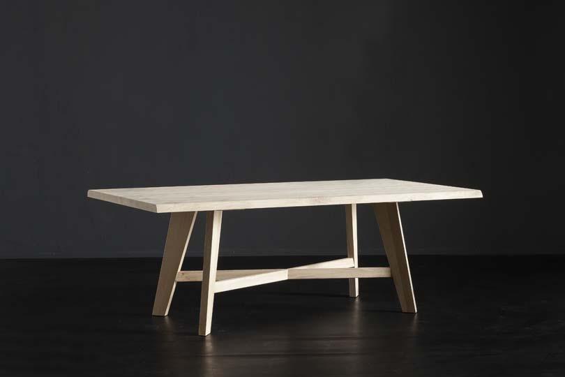 TORONTO + PECHINO Rectangular oak table