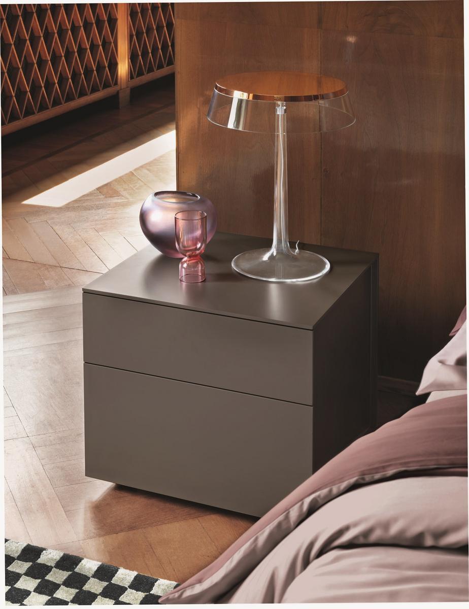 JUTA Wooden bedside table