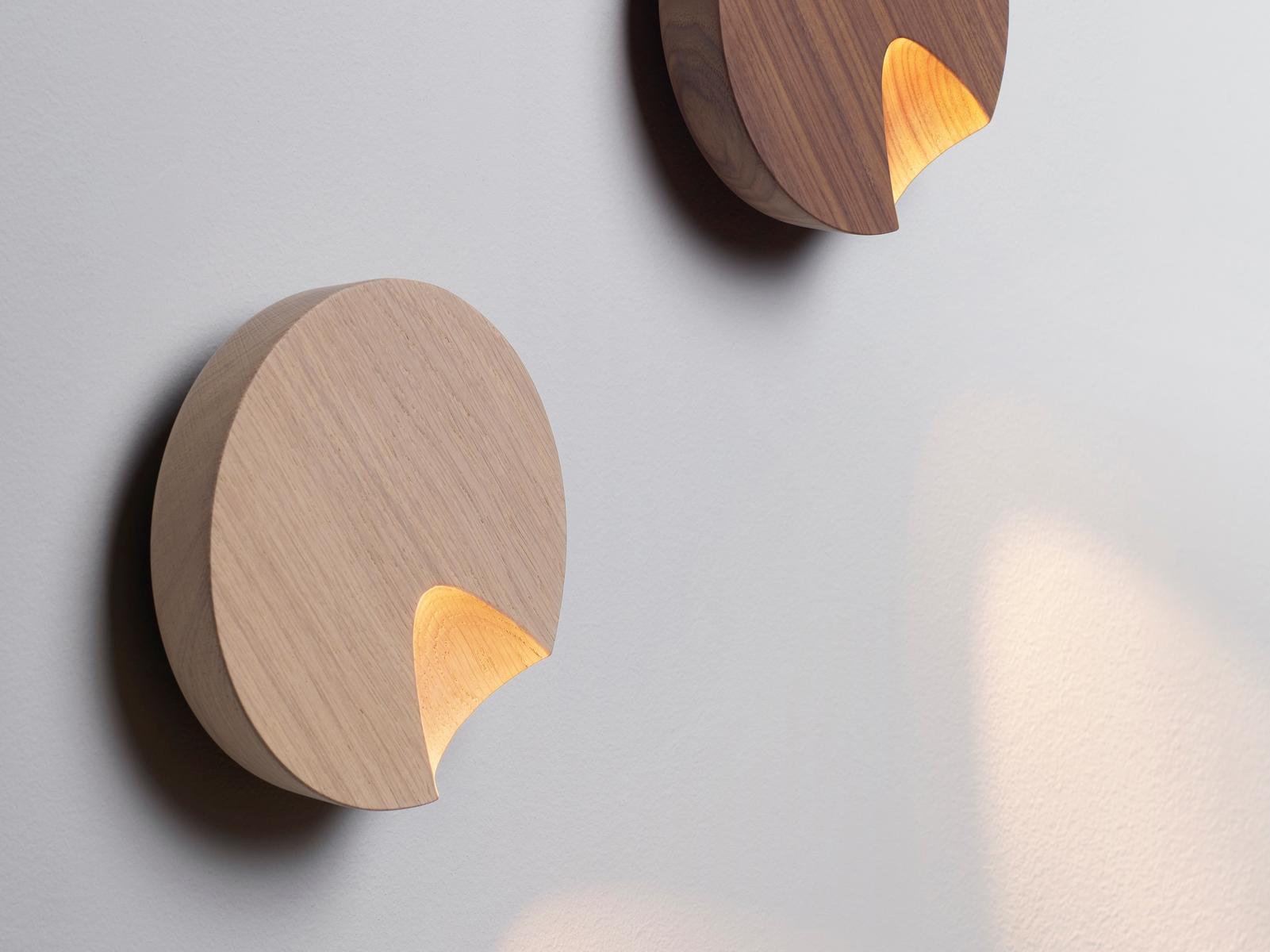 DOTS 4660 4662 LED polycarbonate wall light