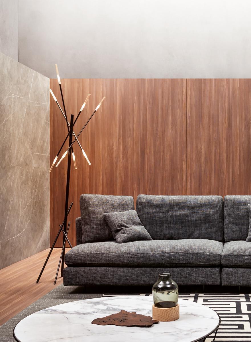 CROSSROAD Painted metal floor lamp