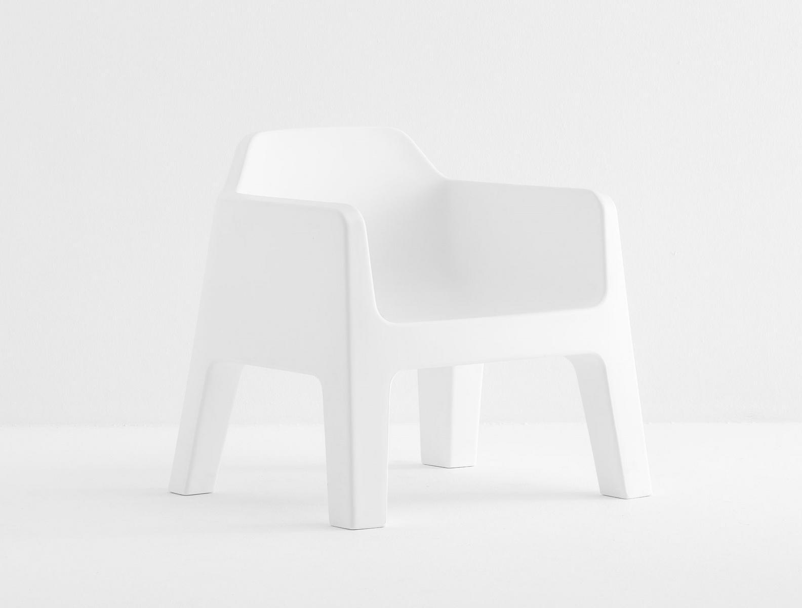 PLUS 631 Polypropylene armchair