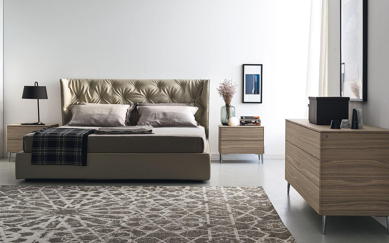 BOSTON Wood veneer chest of drawers