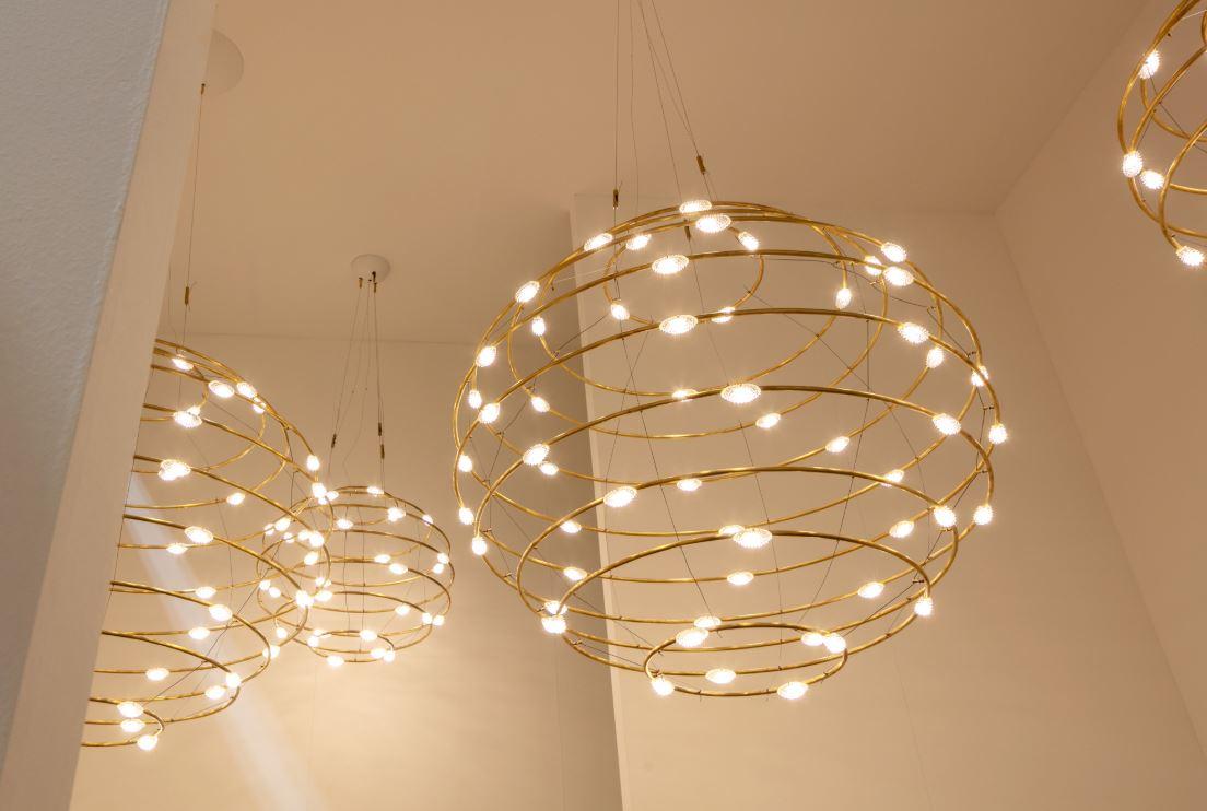 28 PETITS BIJOUX LED brass pendant lamp