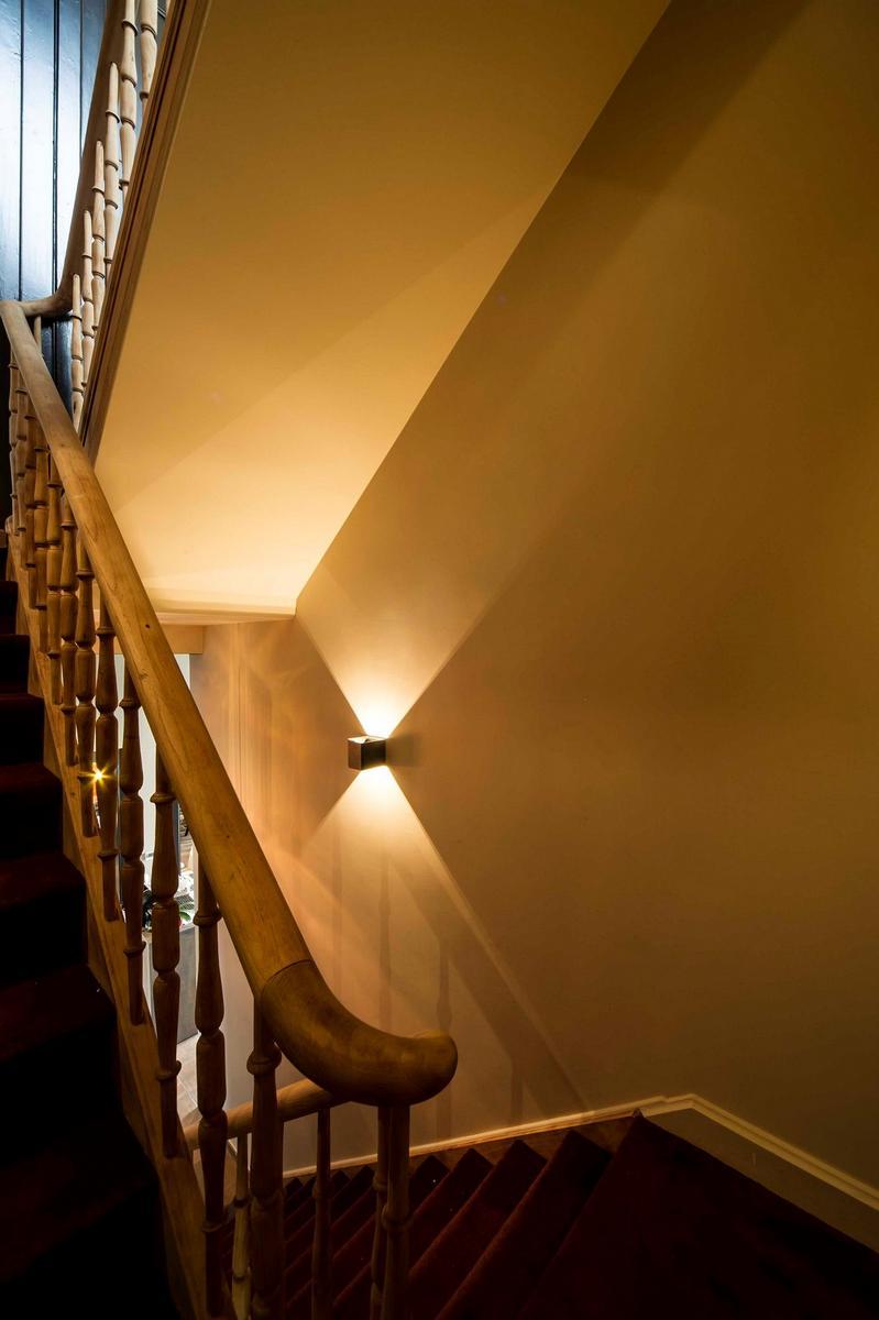 DING Direct-indirect light aluminium wall light