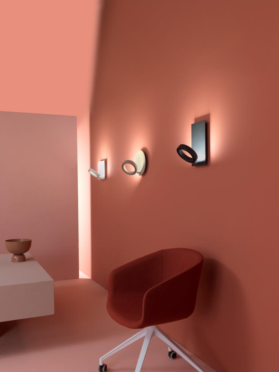META LED wall light