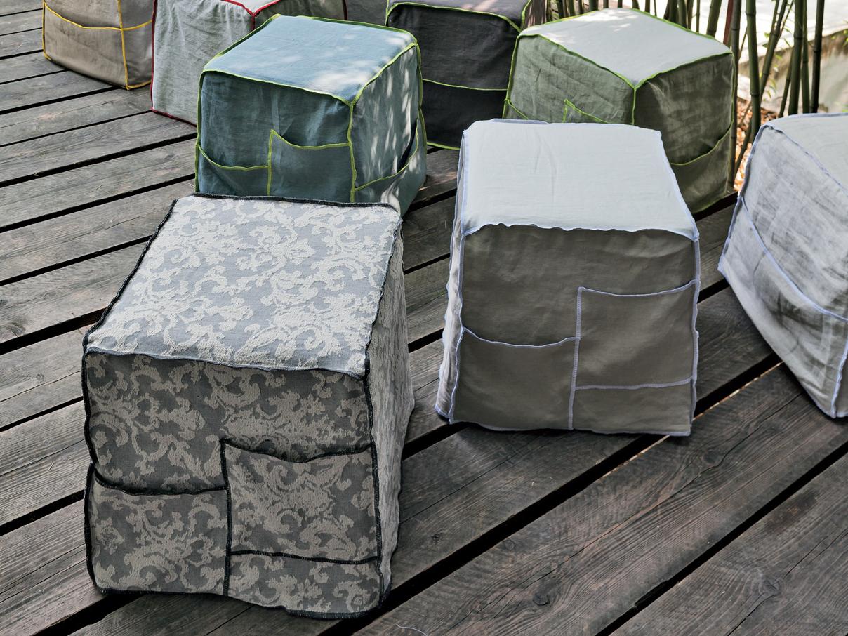 COOKIE Upholstered square pouf