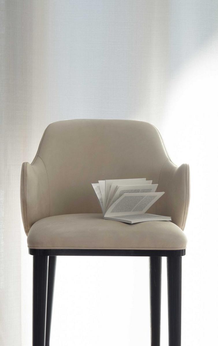 DIVA High stool with back