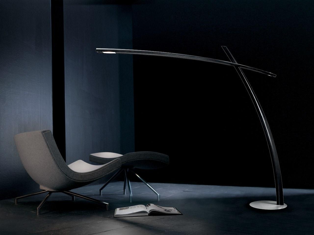 KATANA LED adjustable carbon fibre floor lamp