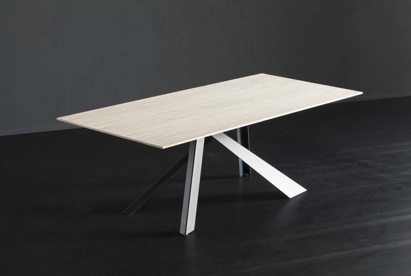BARCELLONA + METAL Rectangular oak dining table