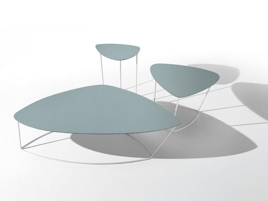 GUAPA Steel coffee table