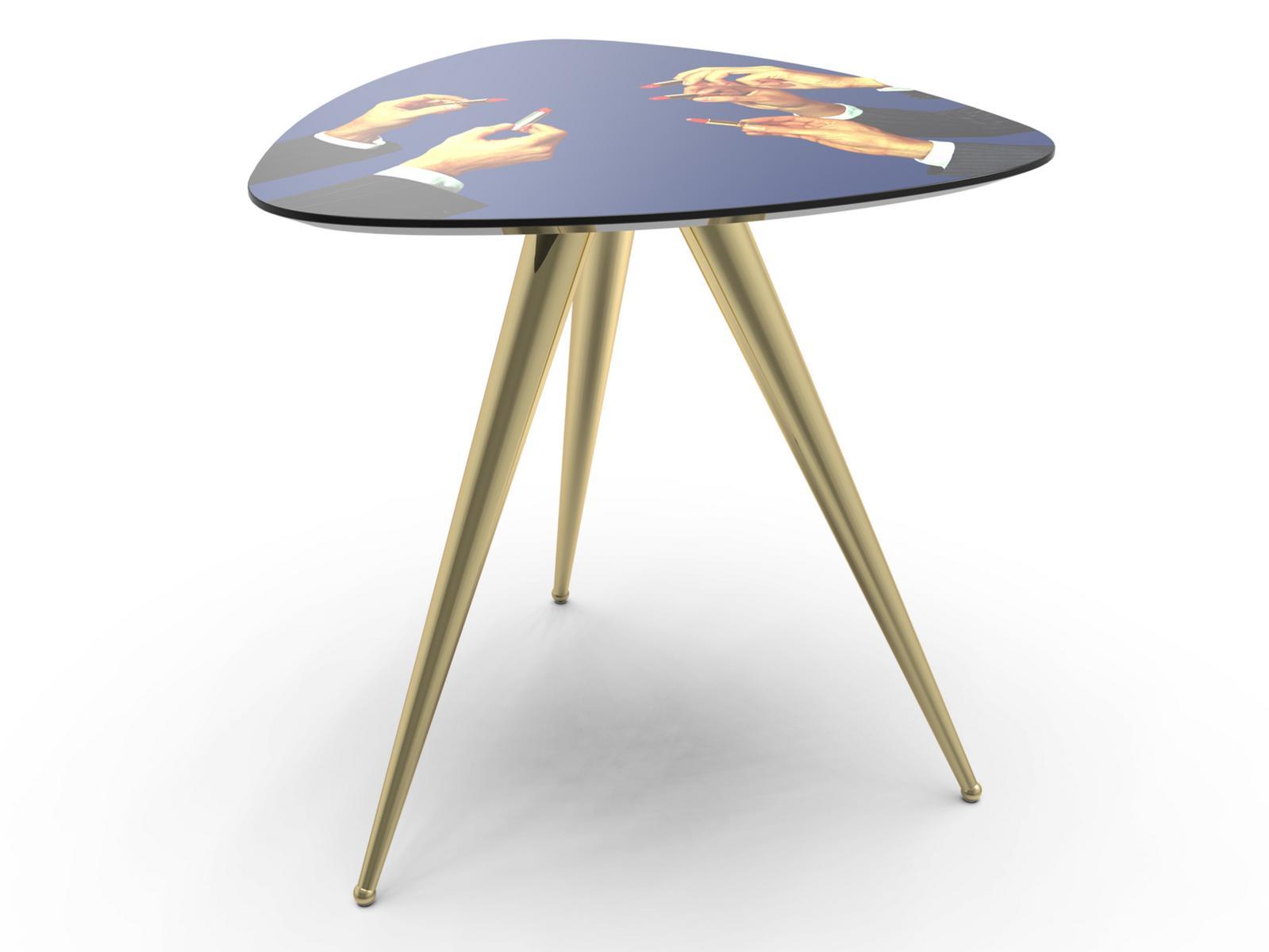 LIPSTICKS Triangular coffee table with MDF top and metal legs