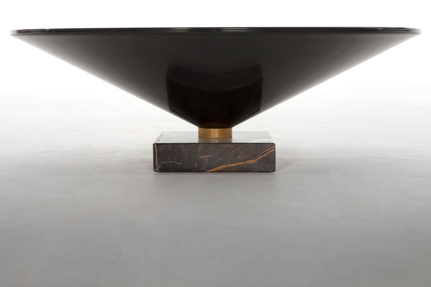 FLUTE Round coffee table