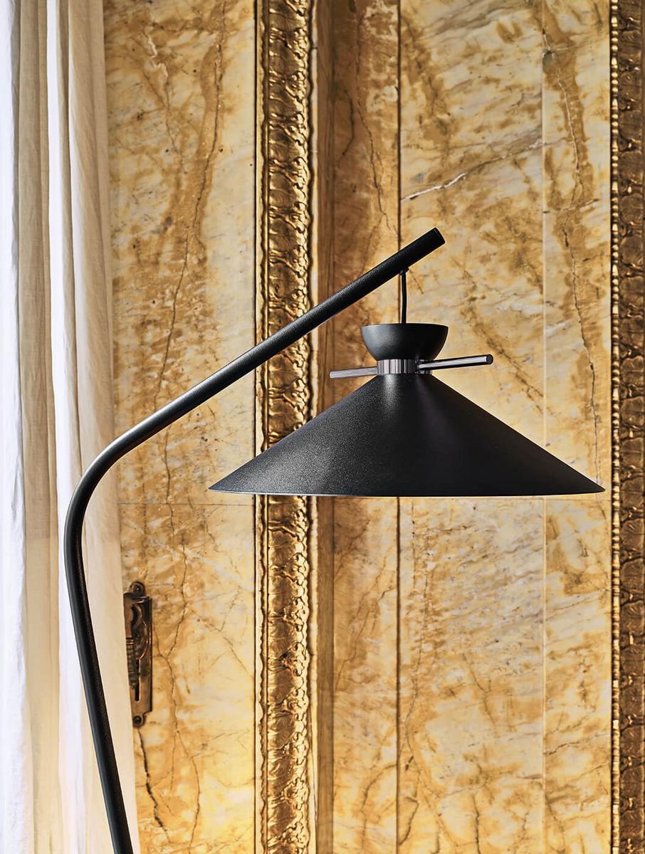 JAPAN Direct light painted metal floor lamp