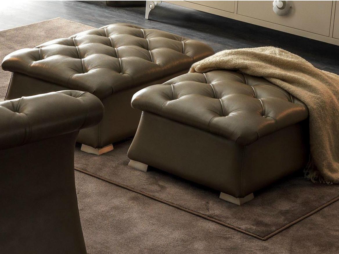 PASCAL Tufted upholstered leather pouf