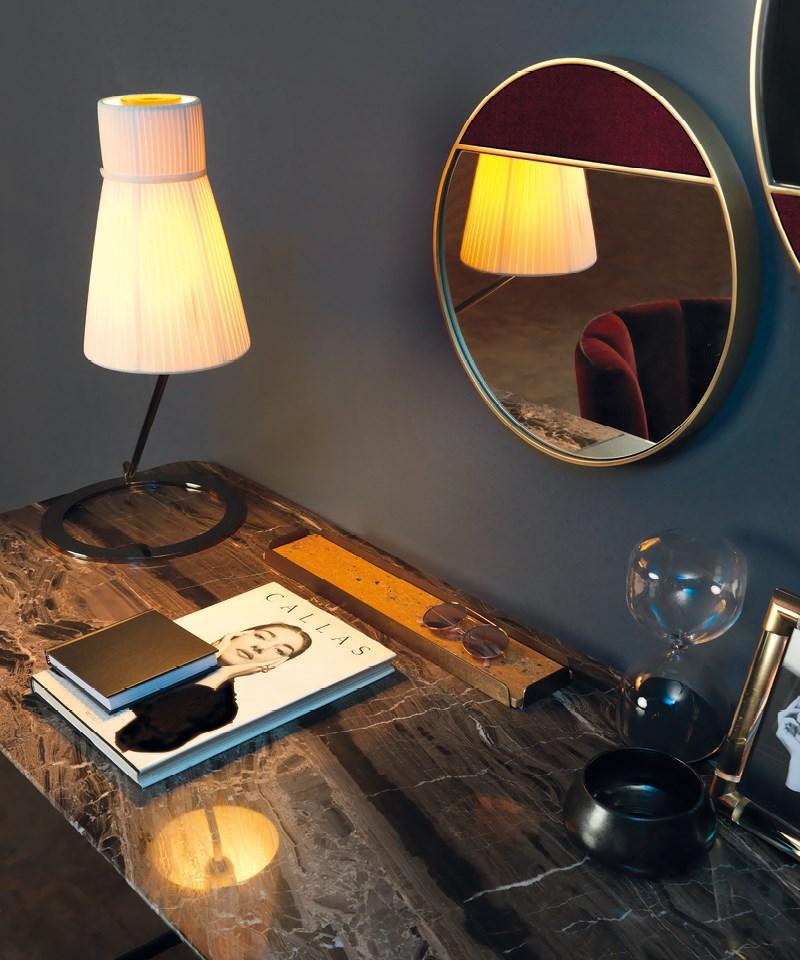 HALF MOON Round wall-mounted mirror