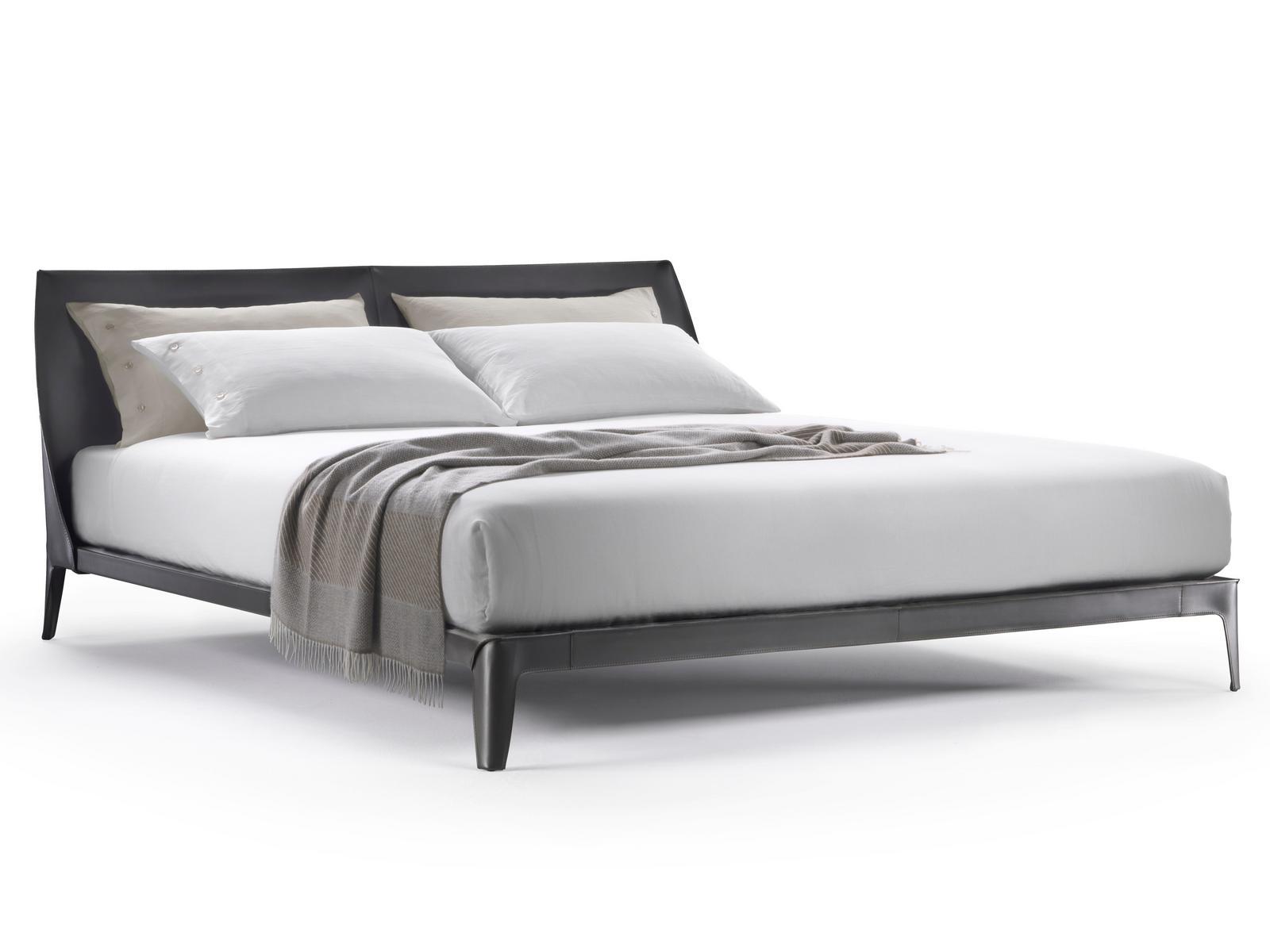 ISABEL Tanned leather double bed