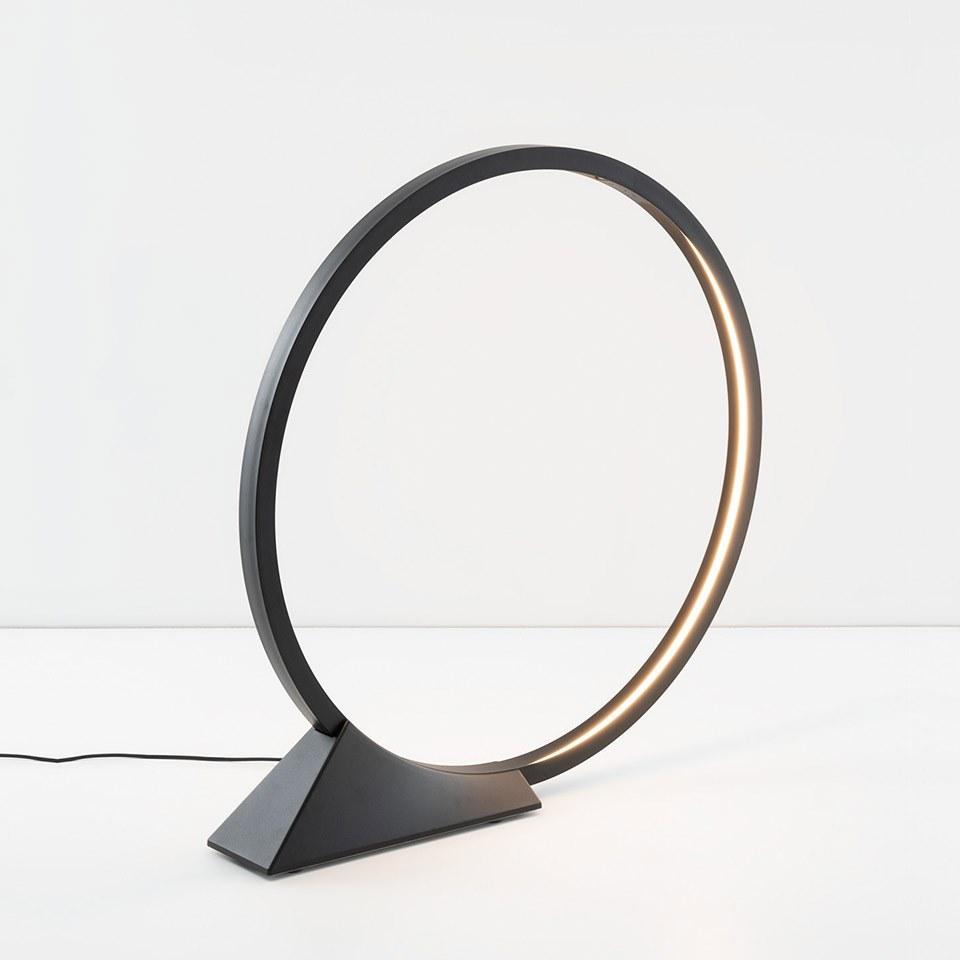 O' INDOOR LED aluminium floor lamp