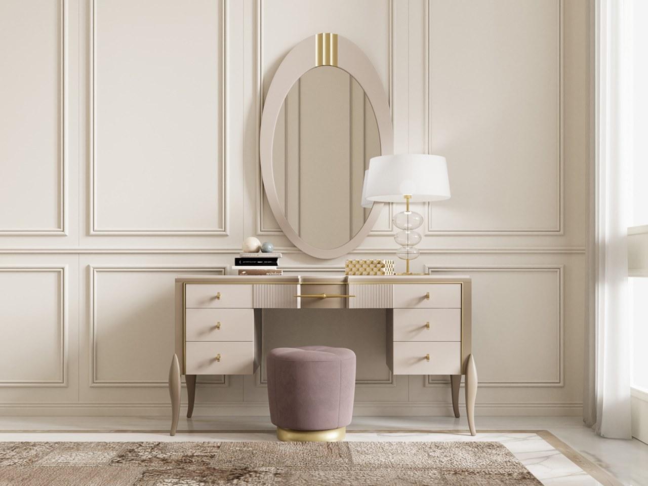 PR.204 Wooden dressing table