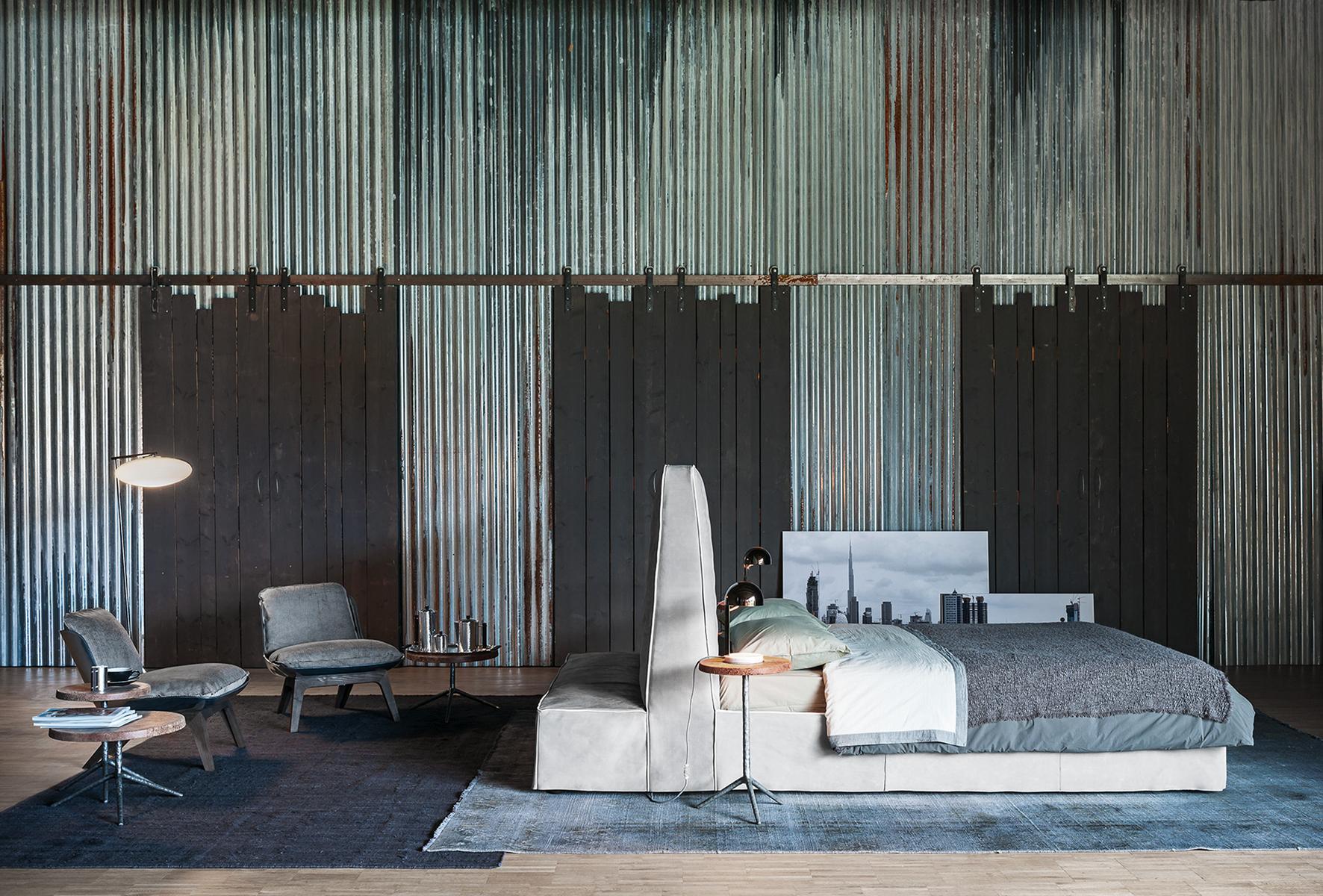 INNSBRUCK Leather bed with upholstered headboard