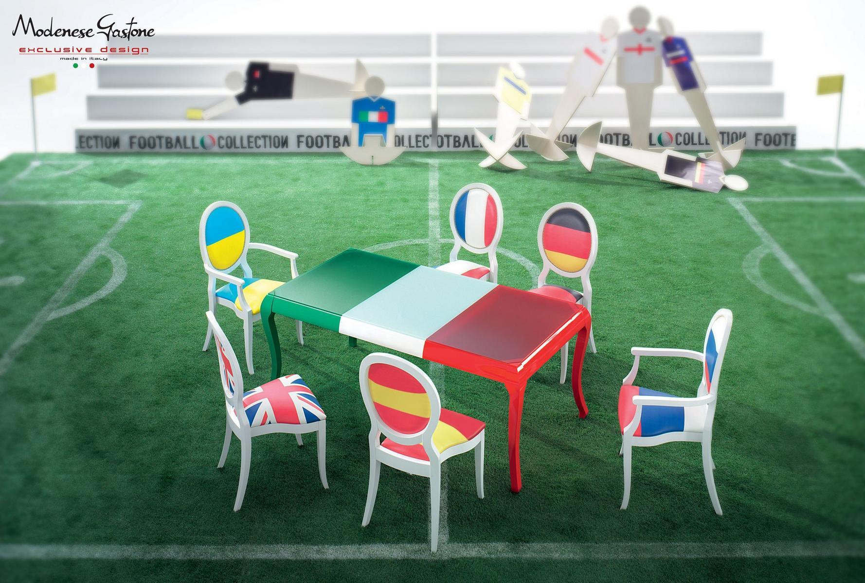 FLAG Rectangular glass dining table