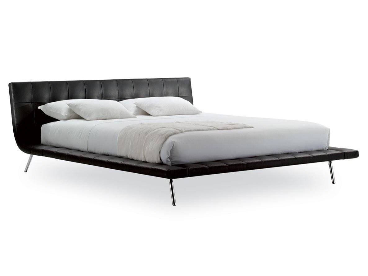 ONDA Leather double bed with tufted headboard