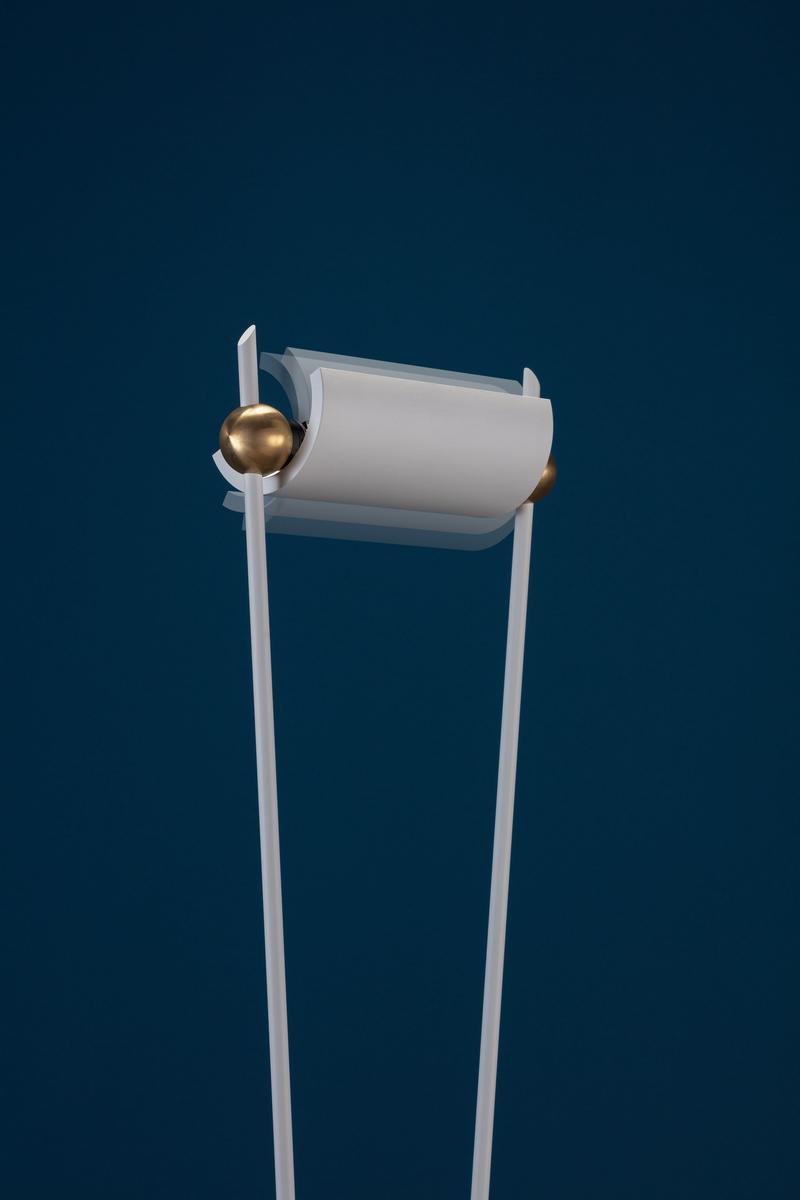 VI. F LED adjustable floor lamp