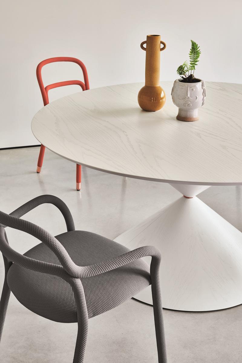 CLESSIDRA Round wooden table