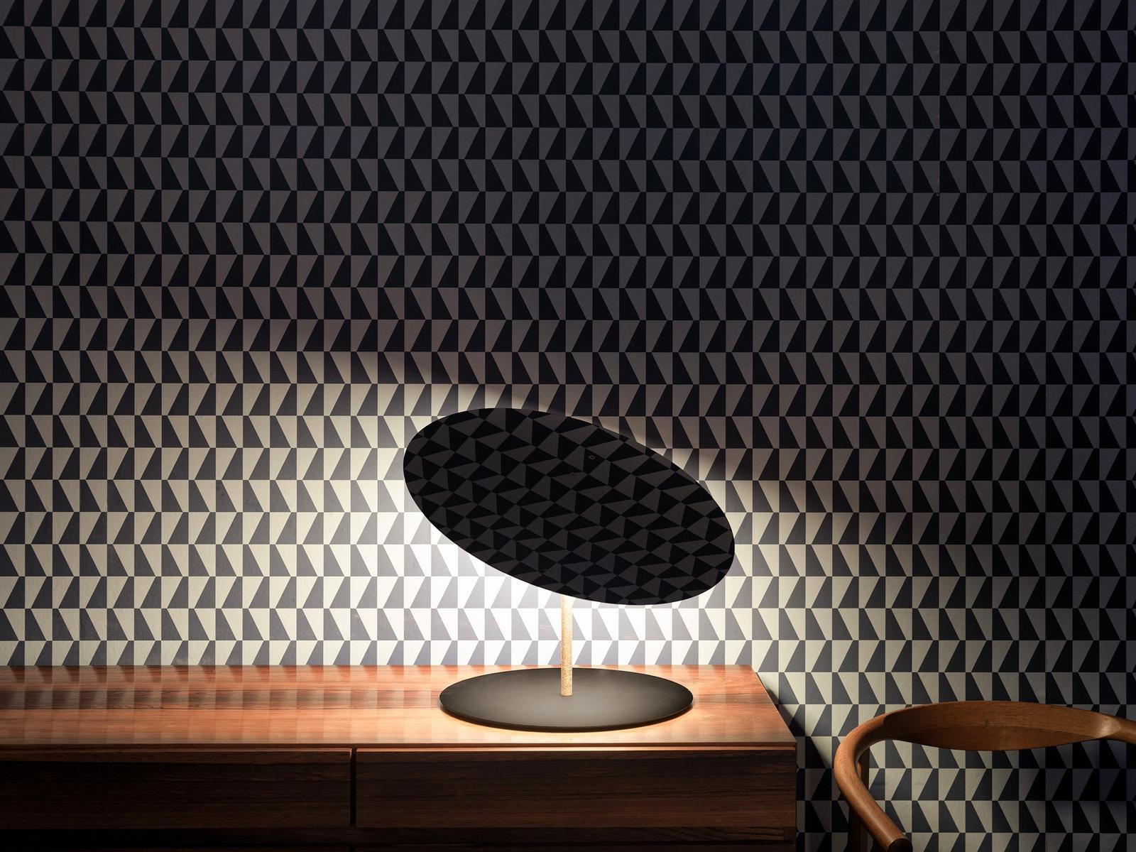 CALVINO LED adjustable table lamp