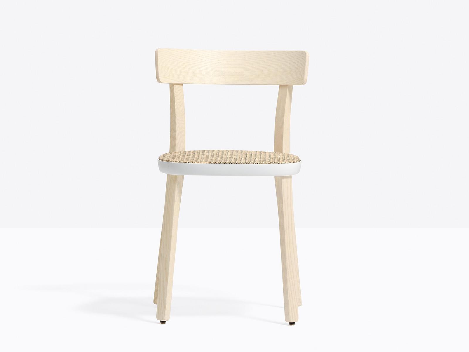 FOLK 2920 Ash chair with cane seat