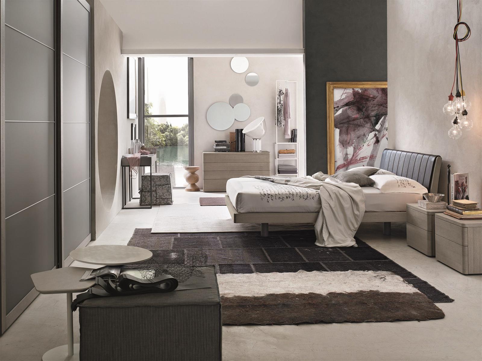 BOLLE Round wall-mounted mirror