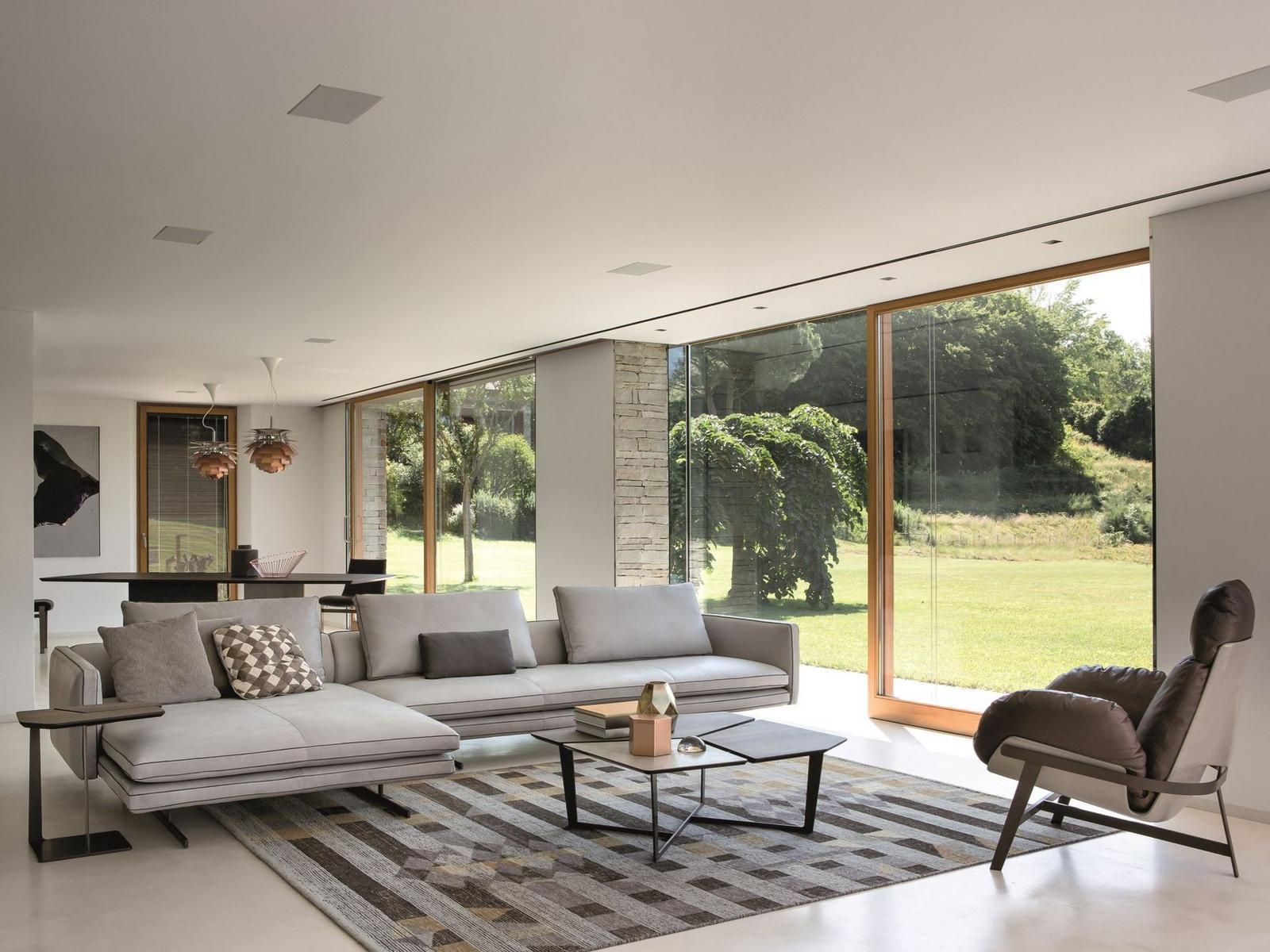 MOSS Fabric sofa with chaise longue