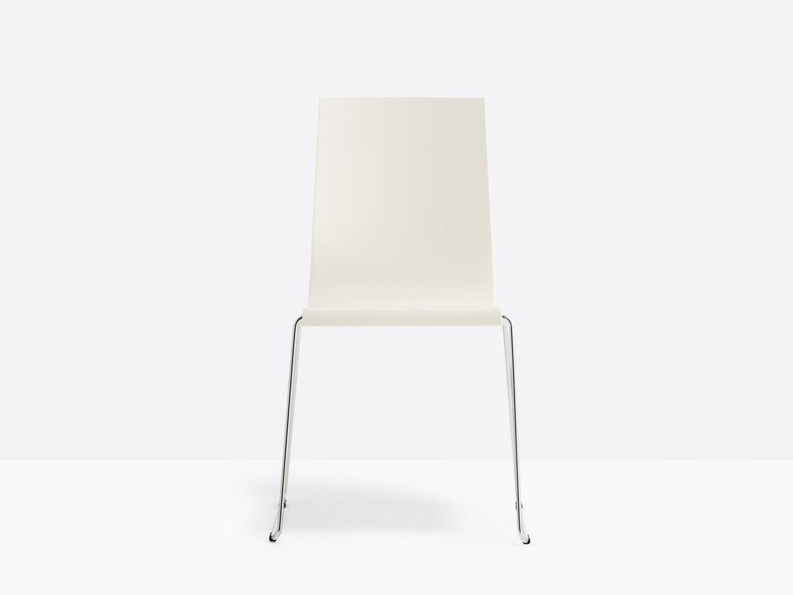 KUADRA 1158 Sled base plastic chair