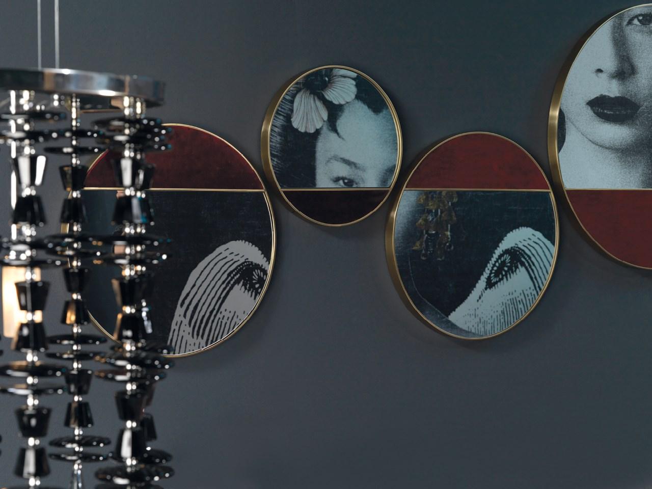 HALF MOON Round wall-mounted mirror
