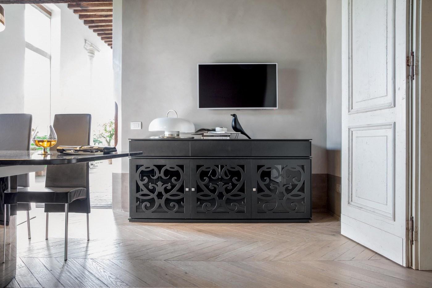 PARIS Wood and glass sideboard with doors