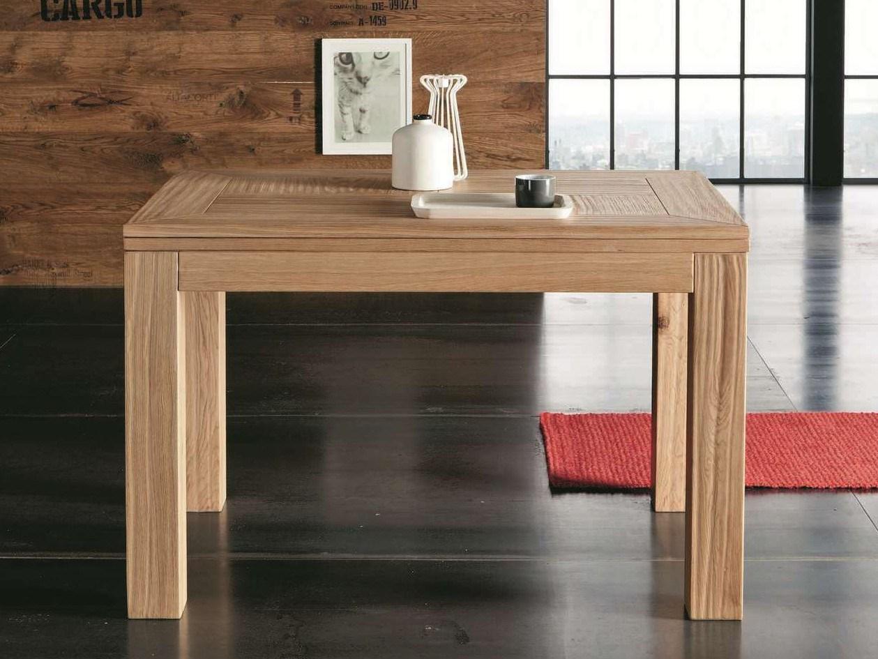 MONACO Extending oak dining table