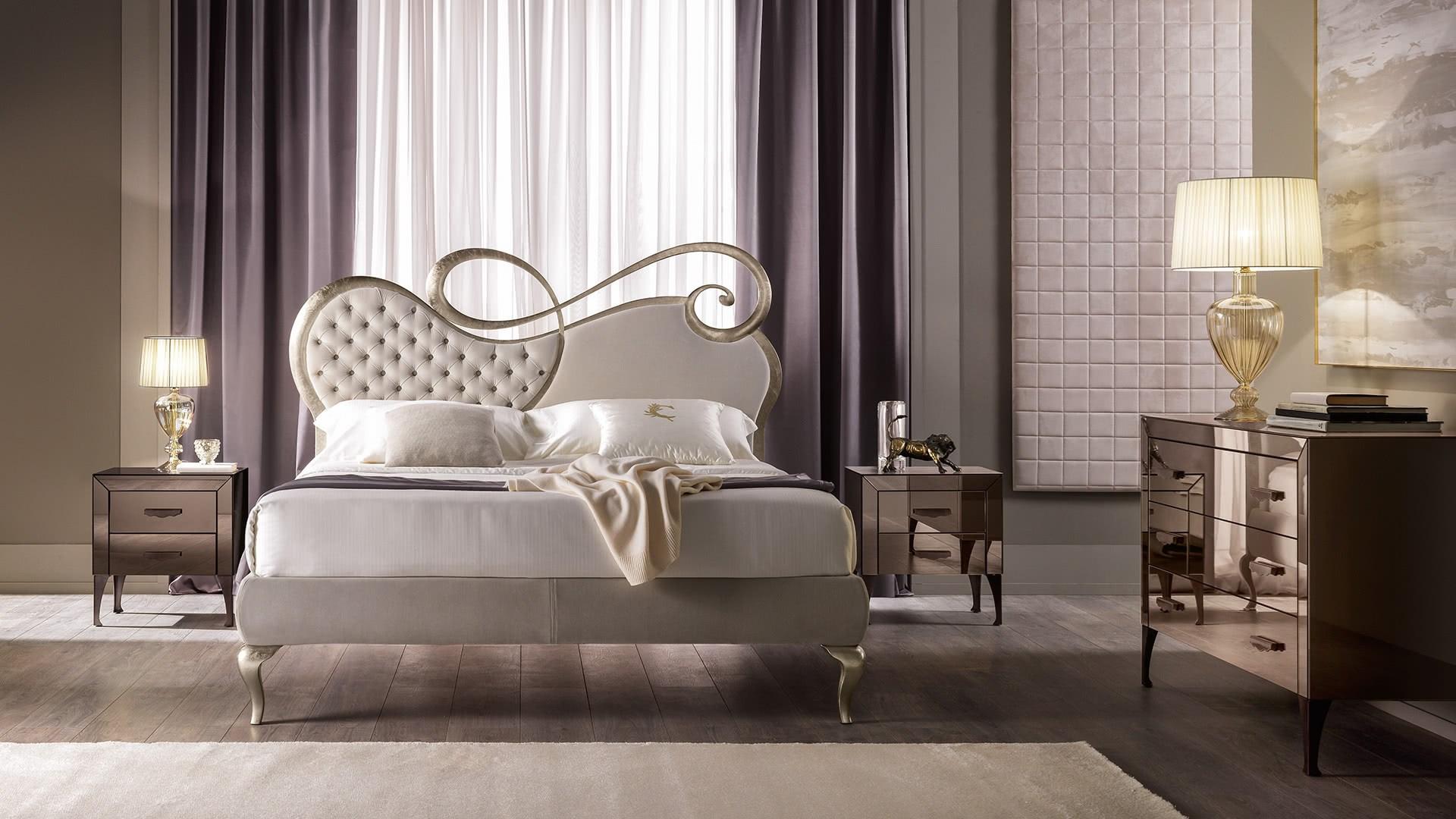 PATRIZIA Blown glass table lamp PATRIZIA Blown glass table lamp