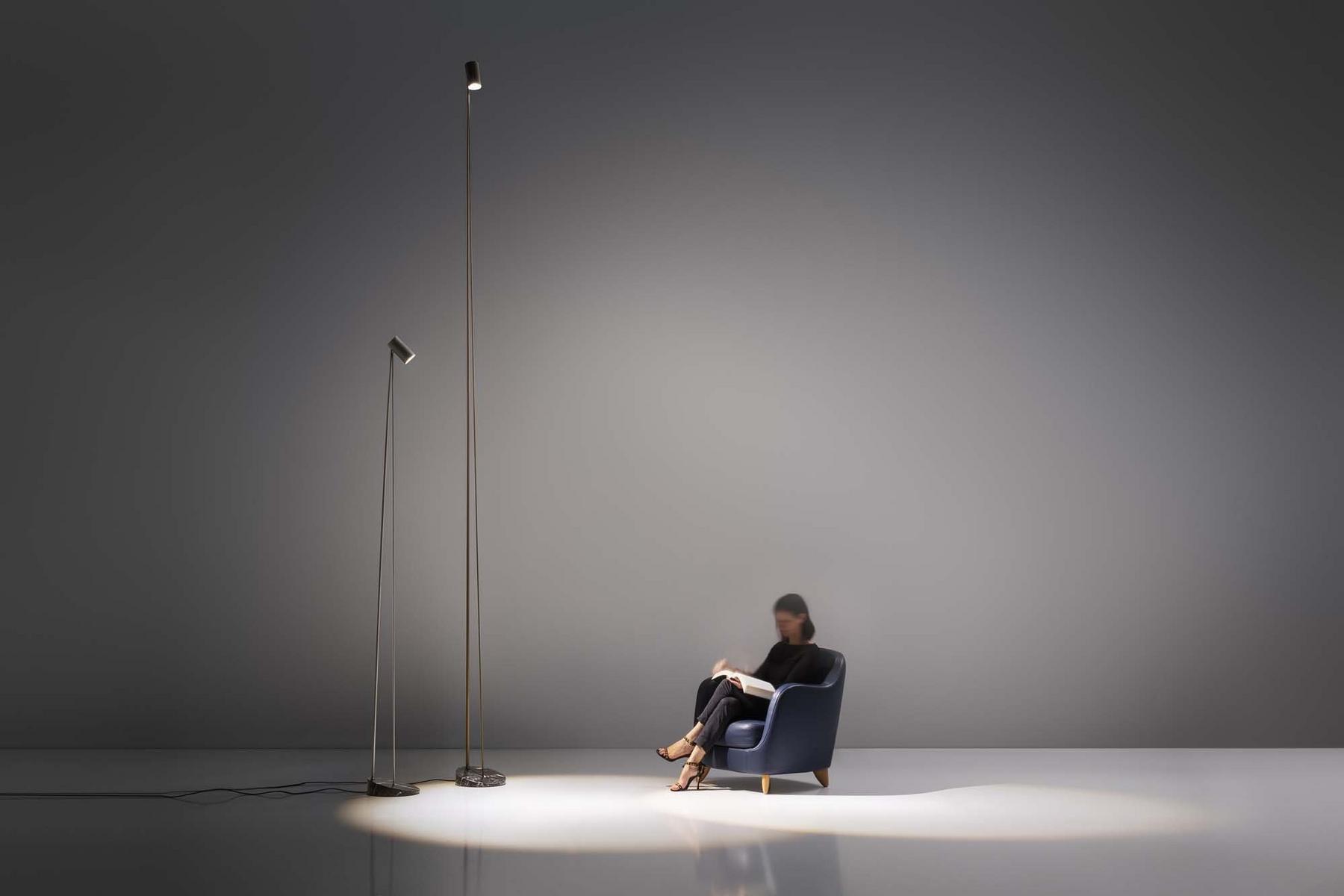 BOOM LED adjustable carbon floor lamp