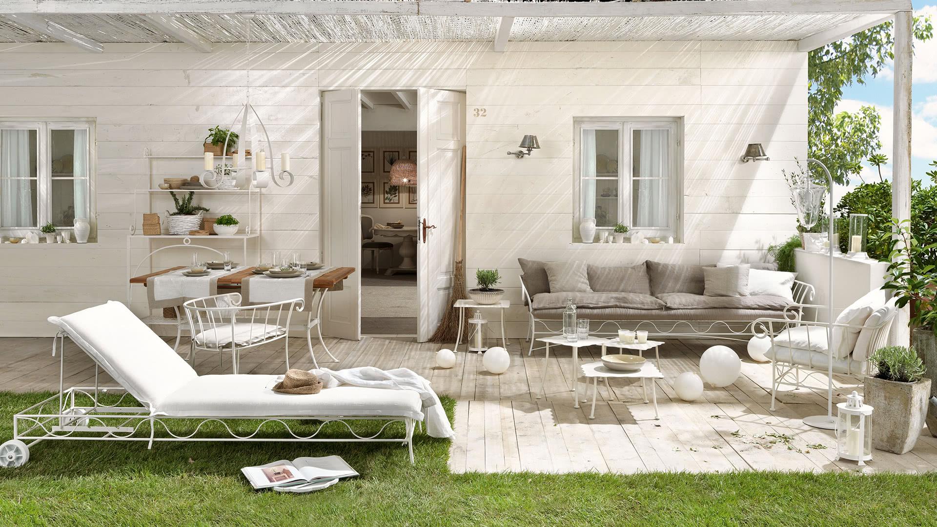 BAHAMAS Metal garden armchair with armrests