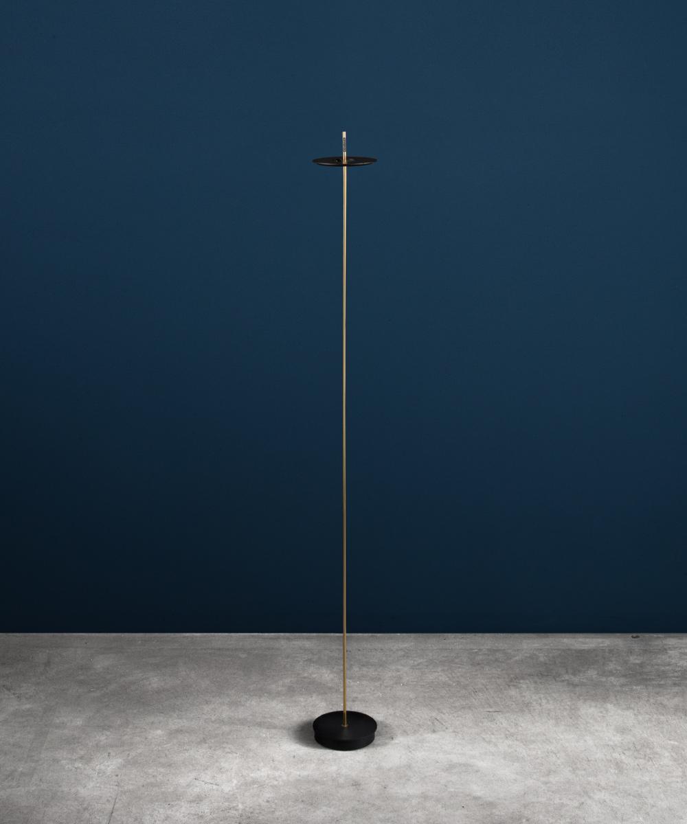 GIULIETTA BE F LED brass floor lamp cordless